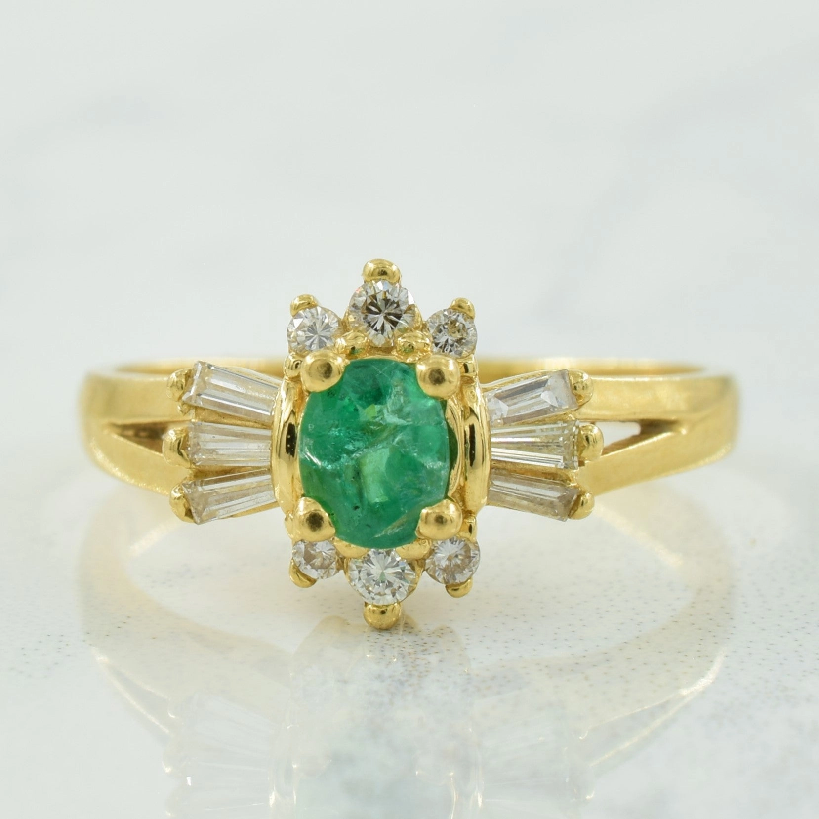 Shimmering Design All Occasion Emerald & Diamond Ring | 0.30ct, 0.22ctw | SZ 7.25 |