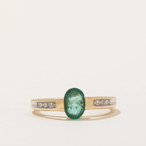 Sparkling finish Emerald & Diamond Ring | 0.57ct, 0.03ctw | SZ 6.5 |