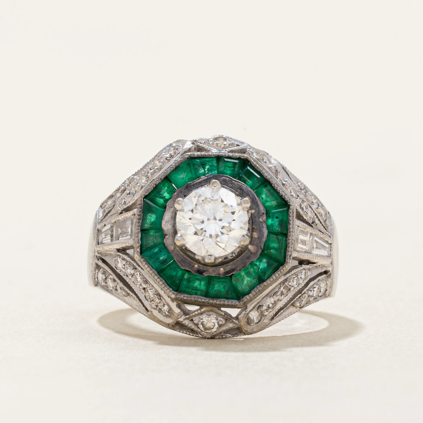 Timeless Shine Shine Chic Charm Emerald & Diamond Ring | 0.69ctw, 0.62ct, 0.43ctw, 0.21ctw | SZ 4.75 |