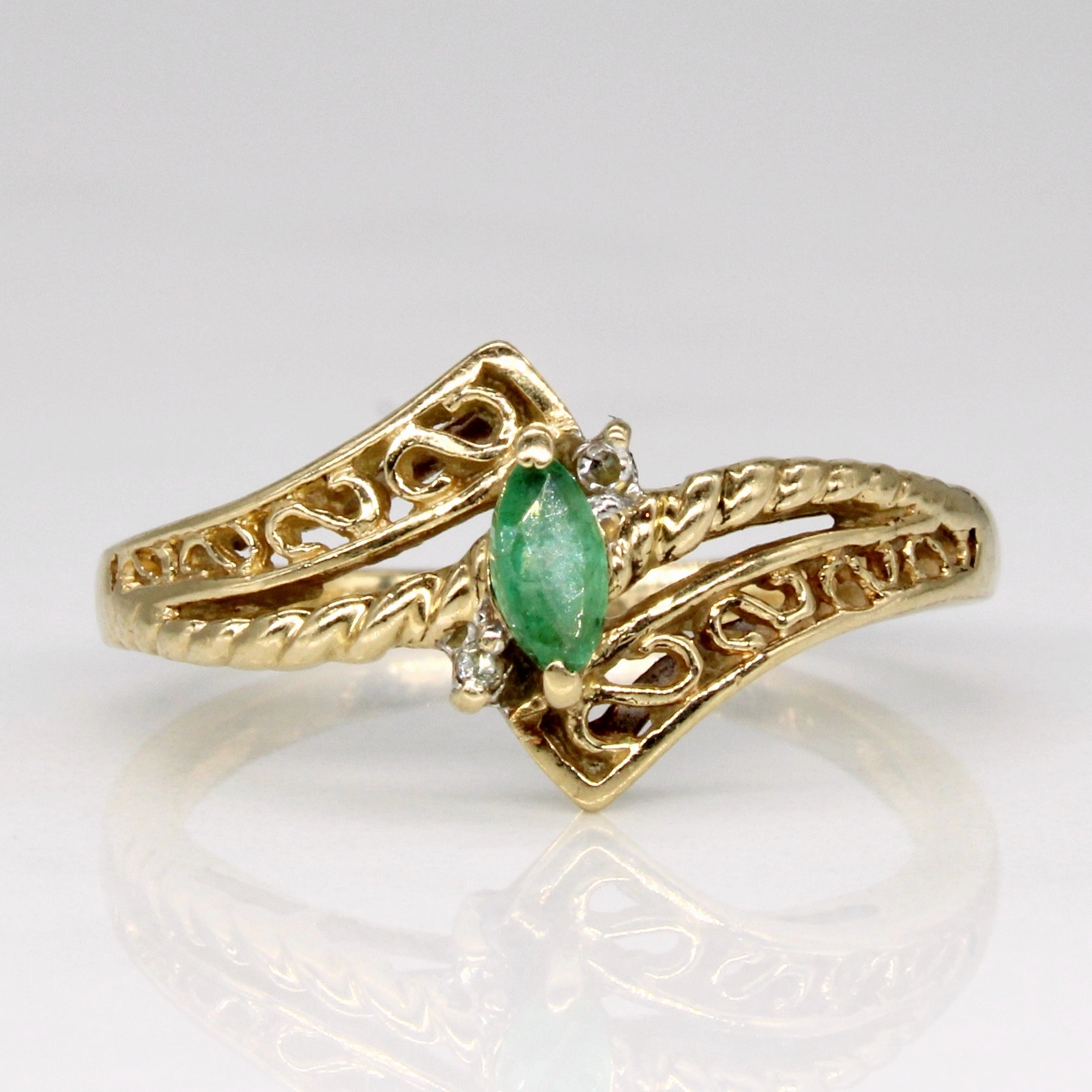 Emerald & Diamond Ring | 0.80ct, 0.015ctw | SZ 6.25 | Graceful Feature