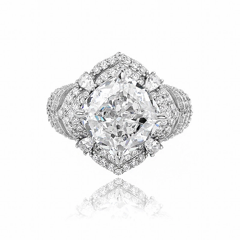 Contemporary Decoration Giftable Present Exquisite Sterling Silver Cushion-Cut Diamond Halo Ring with Pave Band