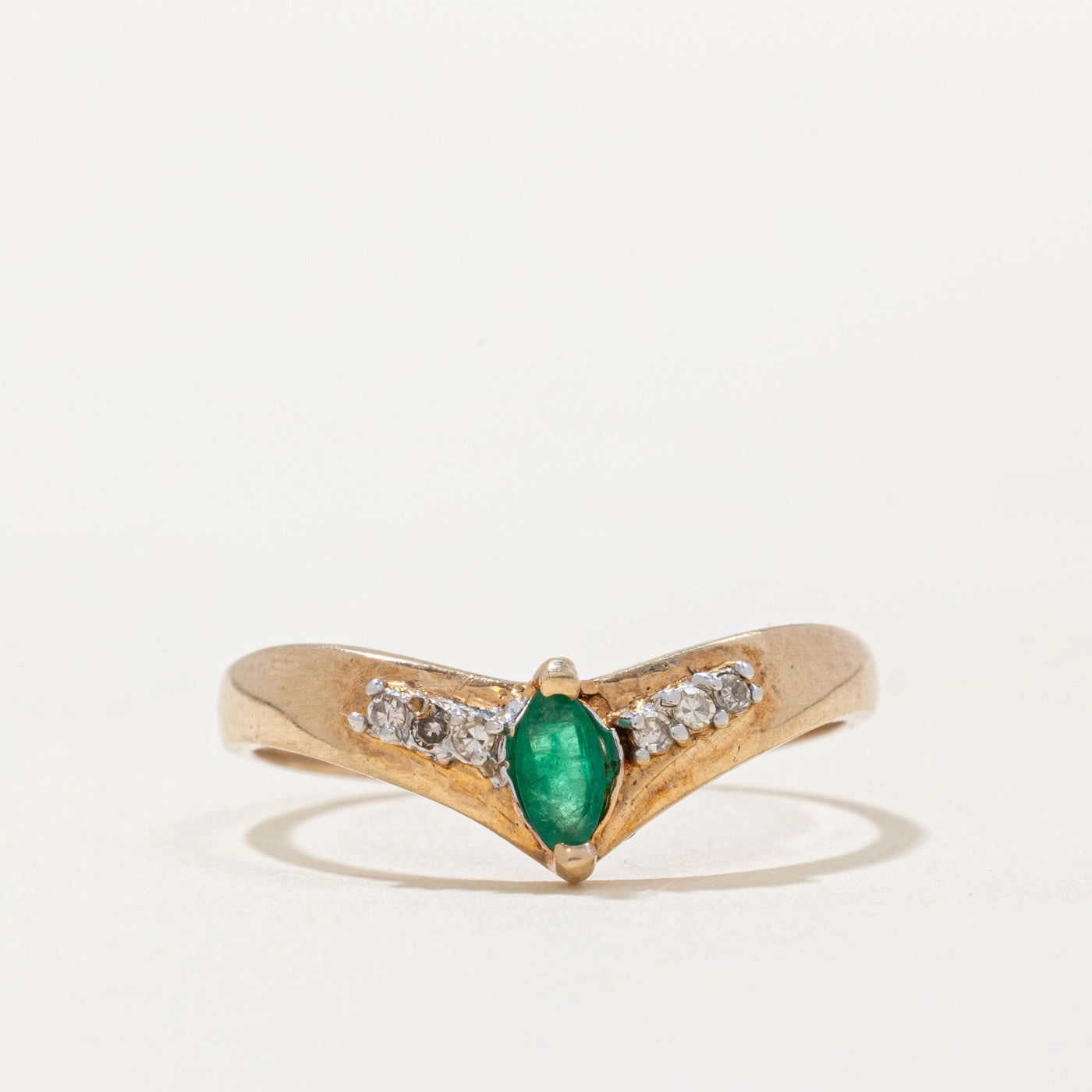 Emerald & Diamond Chevron Ring | 0.10ct, 0.03ctw | SZ 7 | Unique Creation Chic Fit
