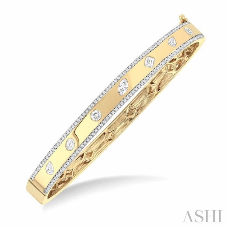 Dependable Combination 1 1/4 Ctw Flush Set Mixed Cut Diamond Fashion Bangle in 14K Yellow Gold