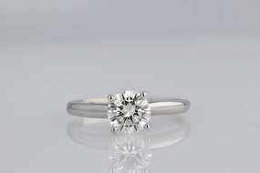 high-end design Lab Grown Round Solitaire Diamond Engagement Ring
