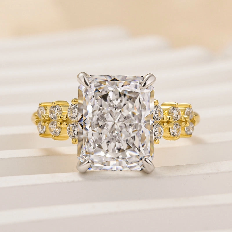Linear Form Louily Unique 4.5 Carat Radiant Cut Yellow Gold Engagement Ring