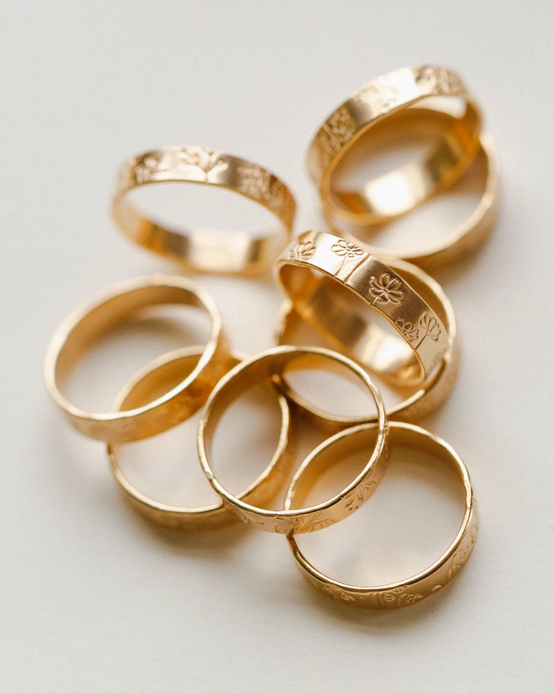 Flora Meuse Band Beautiful Embellishment Casual Texture