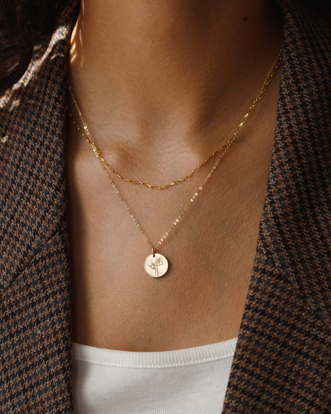 Flora Necklace Gleaming Finish