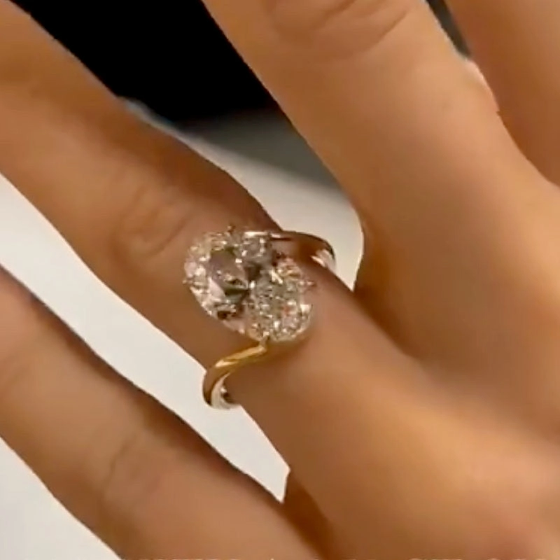 Elegant Sparkle Accent Style 4.5Ct Oval Cut Unique Engagement Ring Travel Rings In Sterling Silver