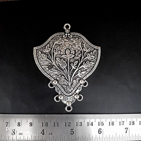 Chic Layer Stylish pieces German silver Jaipur palace floral pendant SP224