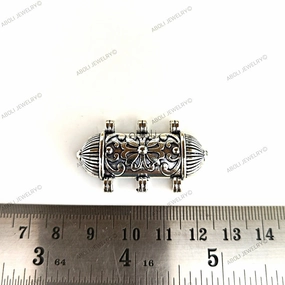 Glistening Look Silver tawiz pendant tabiz for fabric jewellery necklace SP50