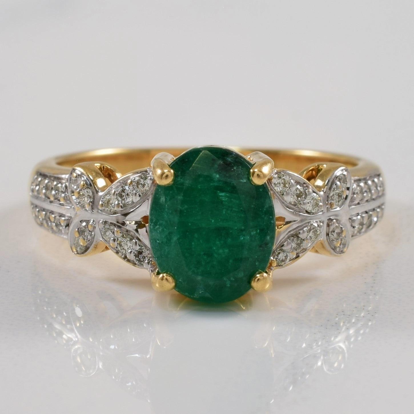 Oval Emerald & Diamond Engagement Ring | 2.20ct, 0.18ctw | SZ 8.25 | Glowing Details