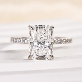 Louily Moissanite 3.5 Carat Radiant Cut Engagement Ring Modern Finish