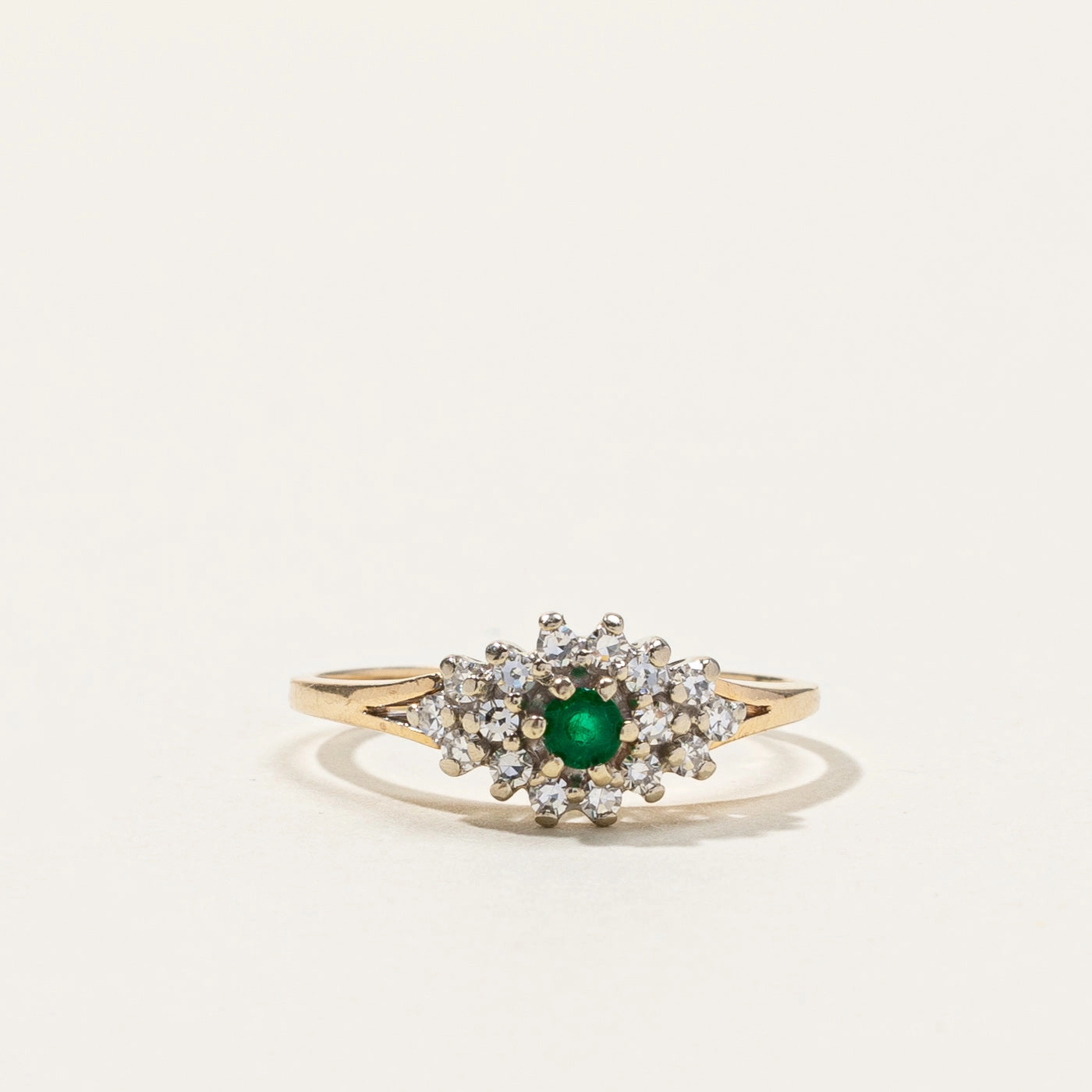 Cluster Diamond & Emerald Ring | 0.24ctw | 0.07ctw | SZ 5.75 | Seasonal Pairing Luxury Style