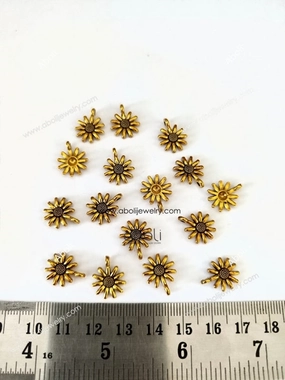 Radiant Look Vintage Accent Golden flower Charms CHMG127 10 gm