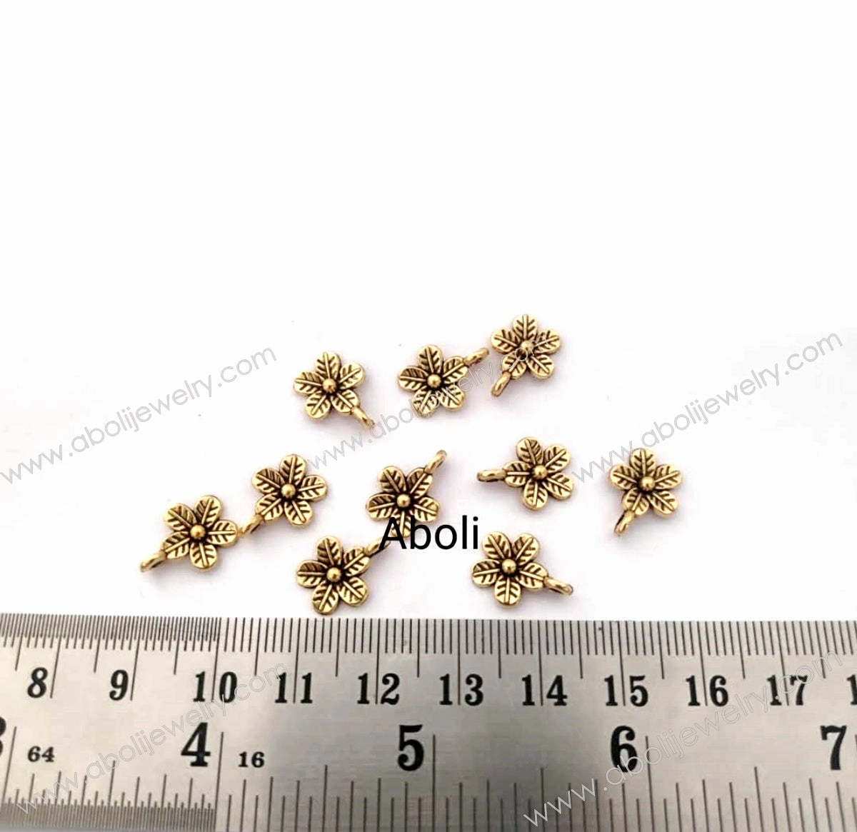 Elegant Style Pieces Minimal Charm Golden flower Charm floral charms CHMG73 10 charms