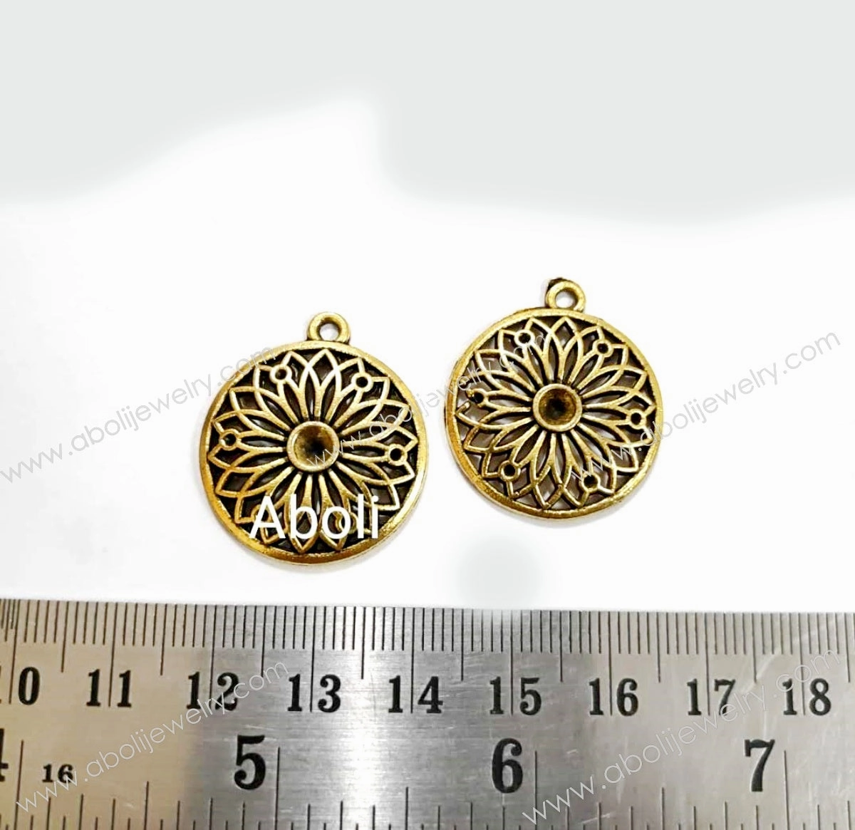 Golden flower filigree charm round charm CHMG75 2 charms Zoom Focus
