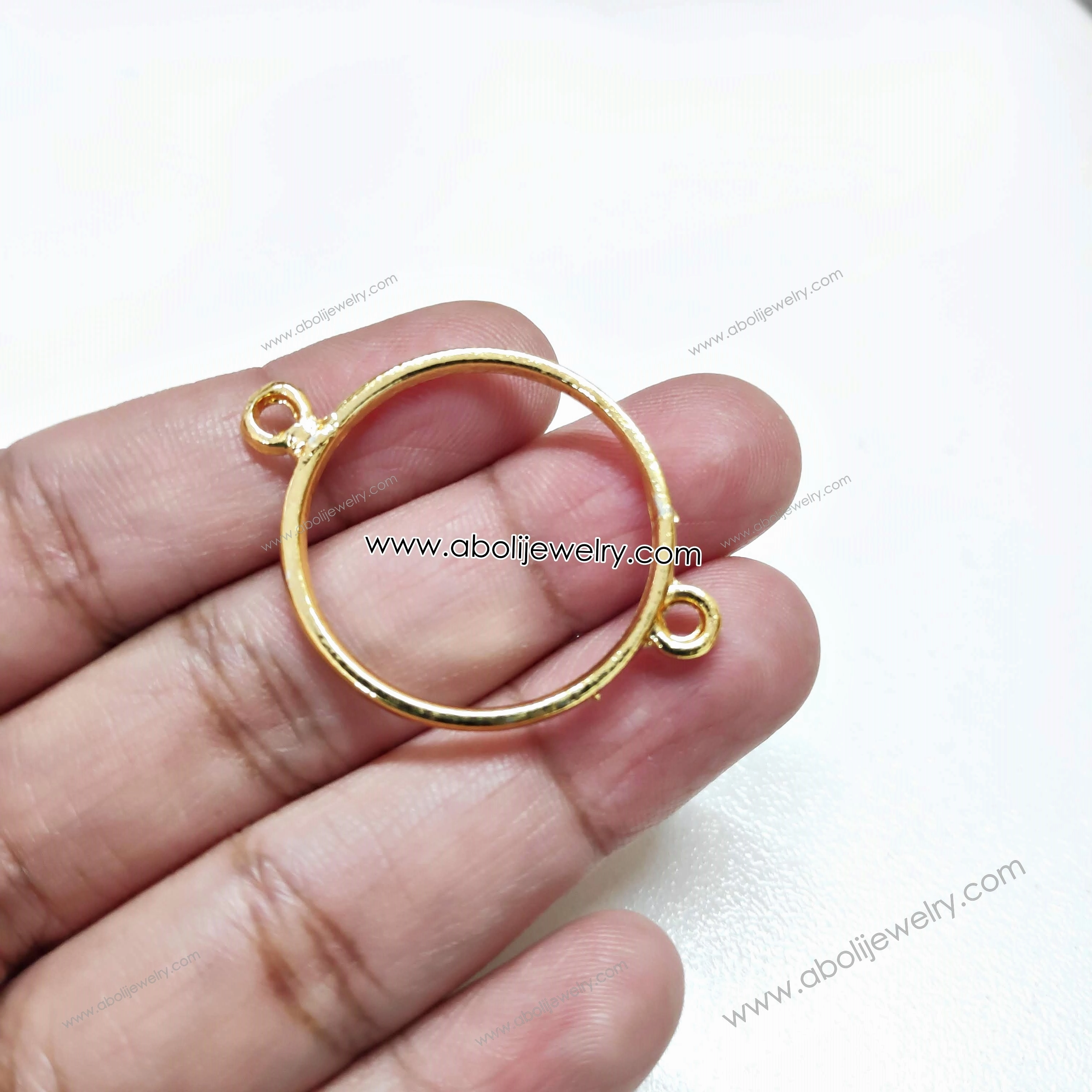 Dynamic Feature Golden round resin bezel link connectors for bracelet rakhi bezel RRBG01