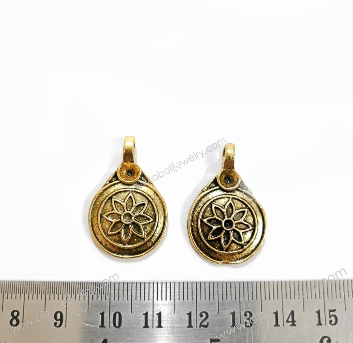 Golden flower Charm with stone setting CHMG72 2 charms Showstopper Look Contemporary Form