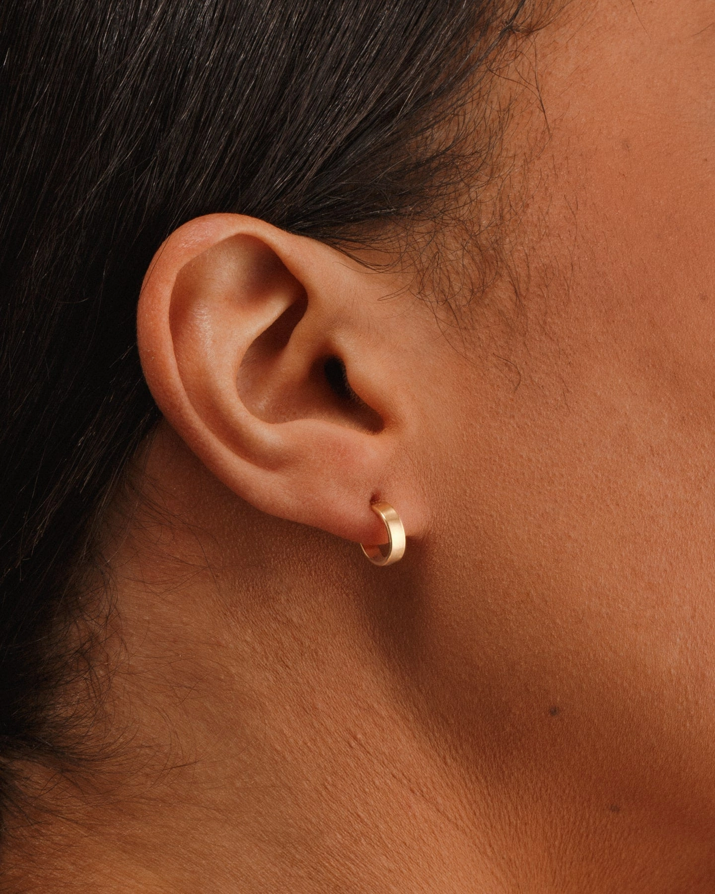 Lill Huggie Hoops Sophisticated option