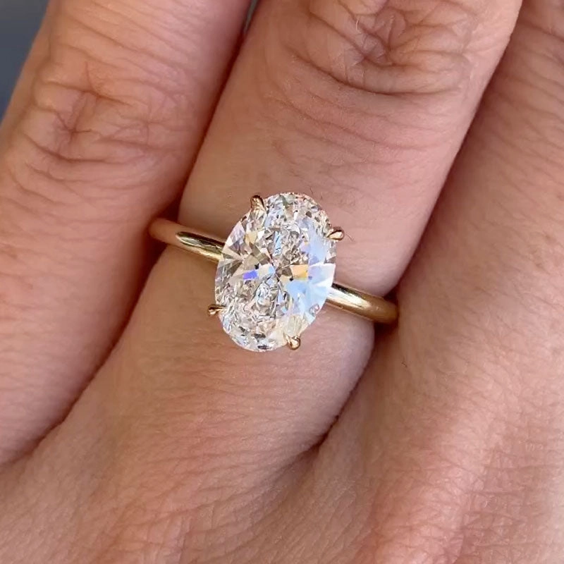 Exquisite detail Louily Exclusive Oval Cut Engagement Ring In Sterling Silver