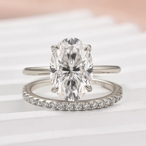 Louily Moissanite 4.0 Ct Hidden Halo Solitaire Oval Cut Wedding Ring True Shine