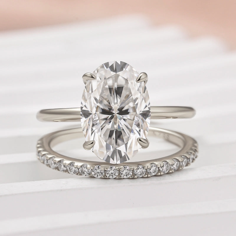 Louily Moissanite 4.0 Ct Hidden Halo Solitaire Oval Cut Wedding Ring True Shine
