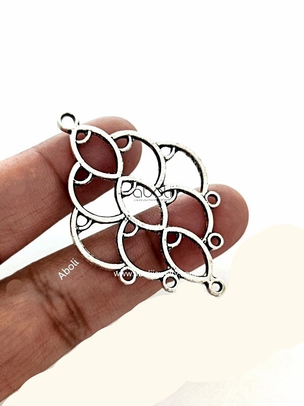 Bold Radiance Alluring Edge Silver rhombus filigree pendant chandelier earrings resin bezel SP30