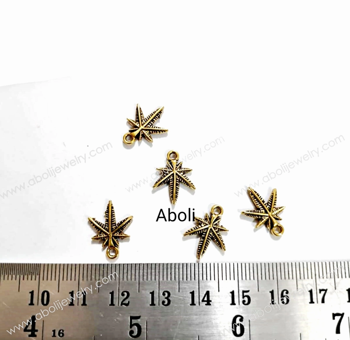 Golden maple leaf Charm maple leaves nature tree outdoor CHMG89 5 charms Ethereal Accent