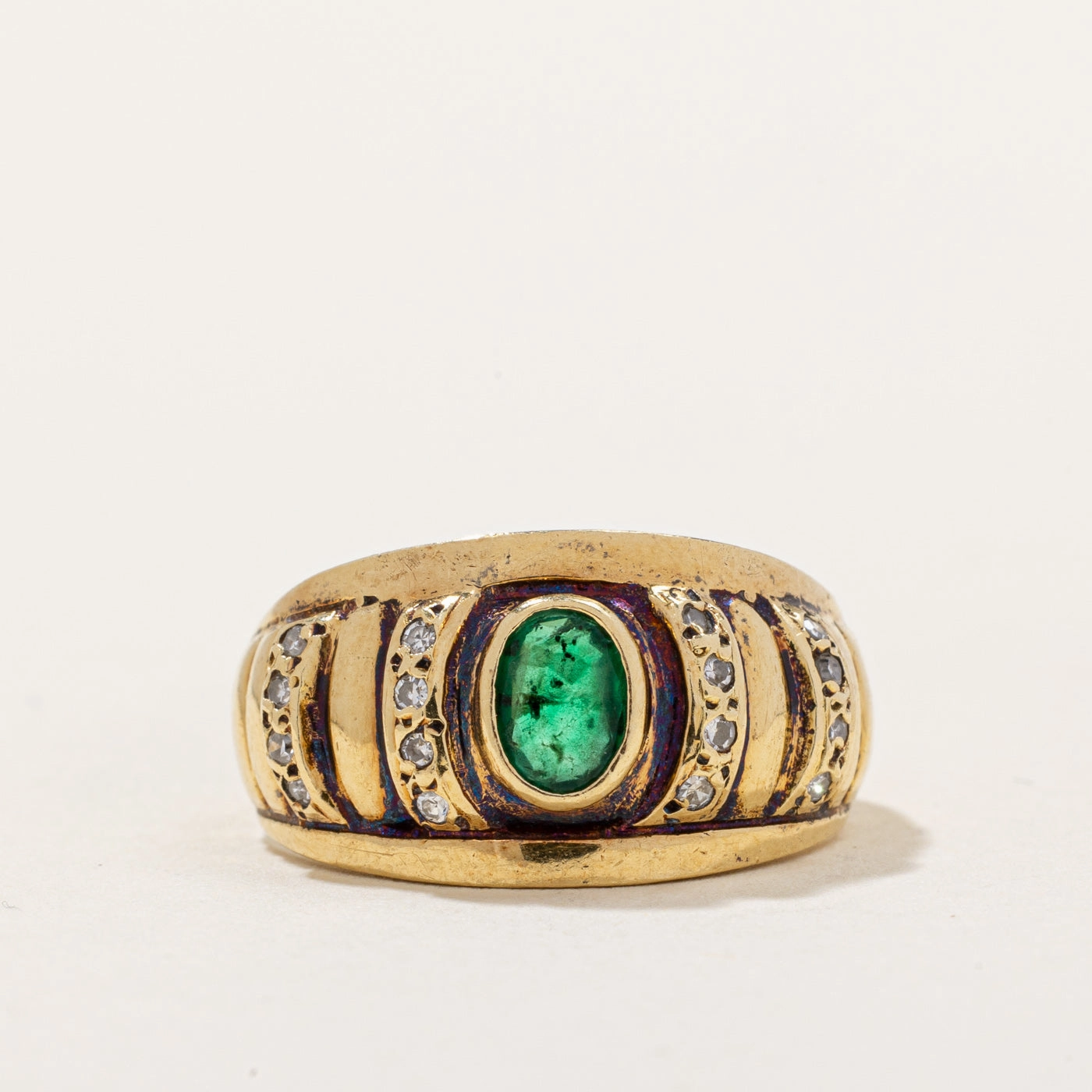 Holiday Outfit Emerald & Diamond Ring | 0.16ct, 0.05ctw | SZ 6.5 |