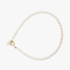 Classic Dainty Pearl Bracelet Opulent Radiance