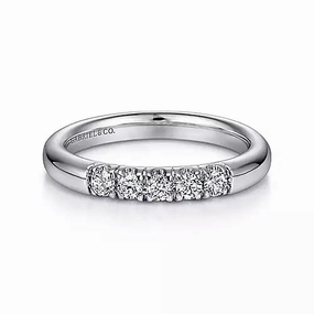 Brilliant Accessory 14K White Gold 5 Stone French Pave Diamond Wedding Band