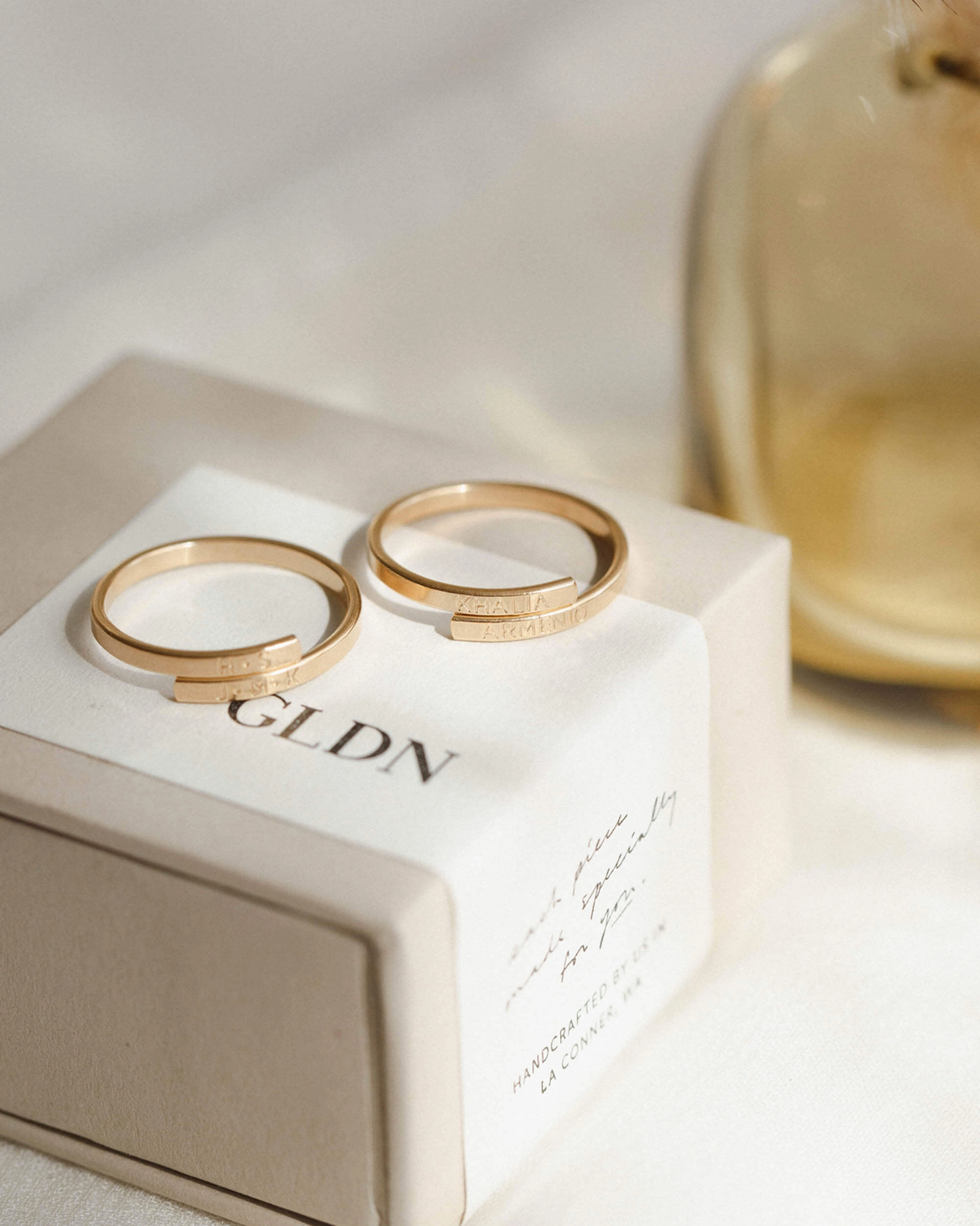 Exquisite Article Memoire Ring