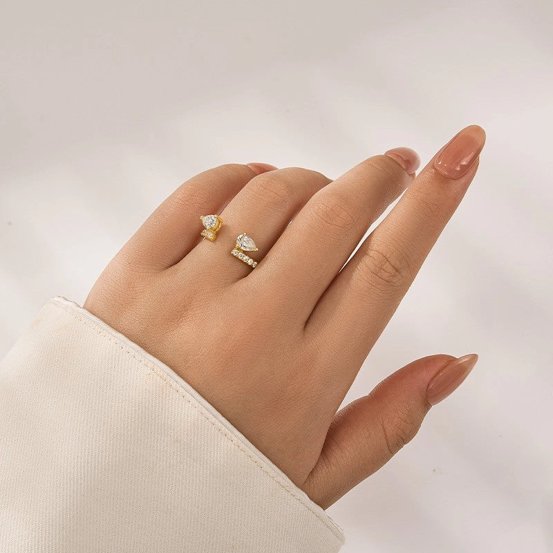 Moissanite 1.0Ct Pear Cut Yellow Gold Open Wedding Band In Sterling Silver Luxury Set