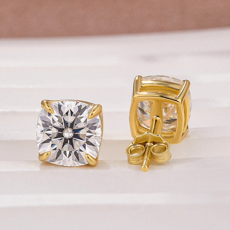 Retro Inspired Signature Sparkle Moissanite 2.0Ct Cushion Cut Stud Earrings In Sterling Silver