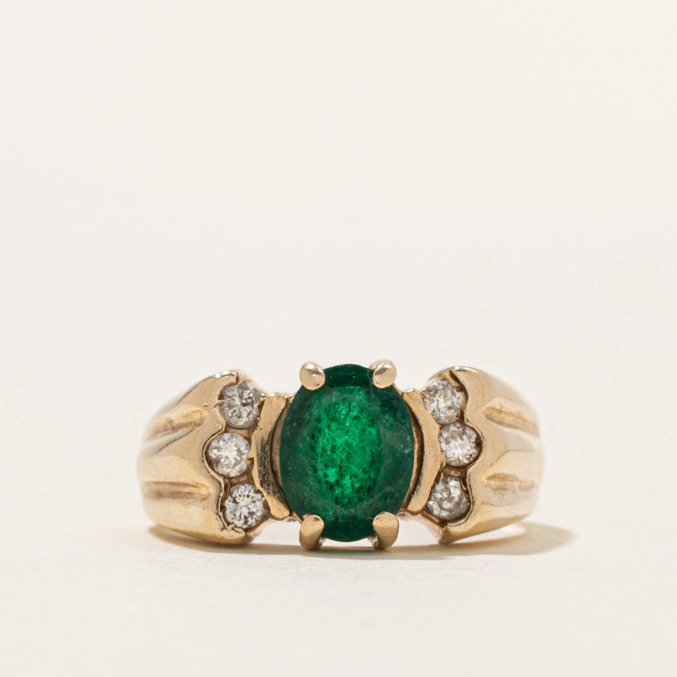 Sparkling Shine Pieces Charming Detail Oval Cut Emerald & Diamond Grooved Ring | 0.97ct, 0.19ctw | SZ 6