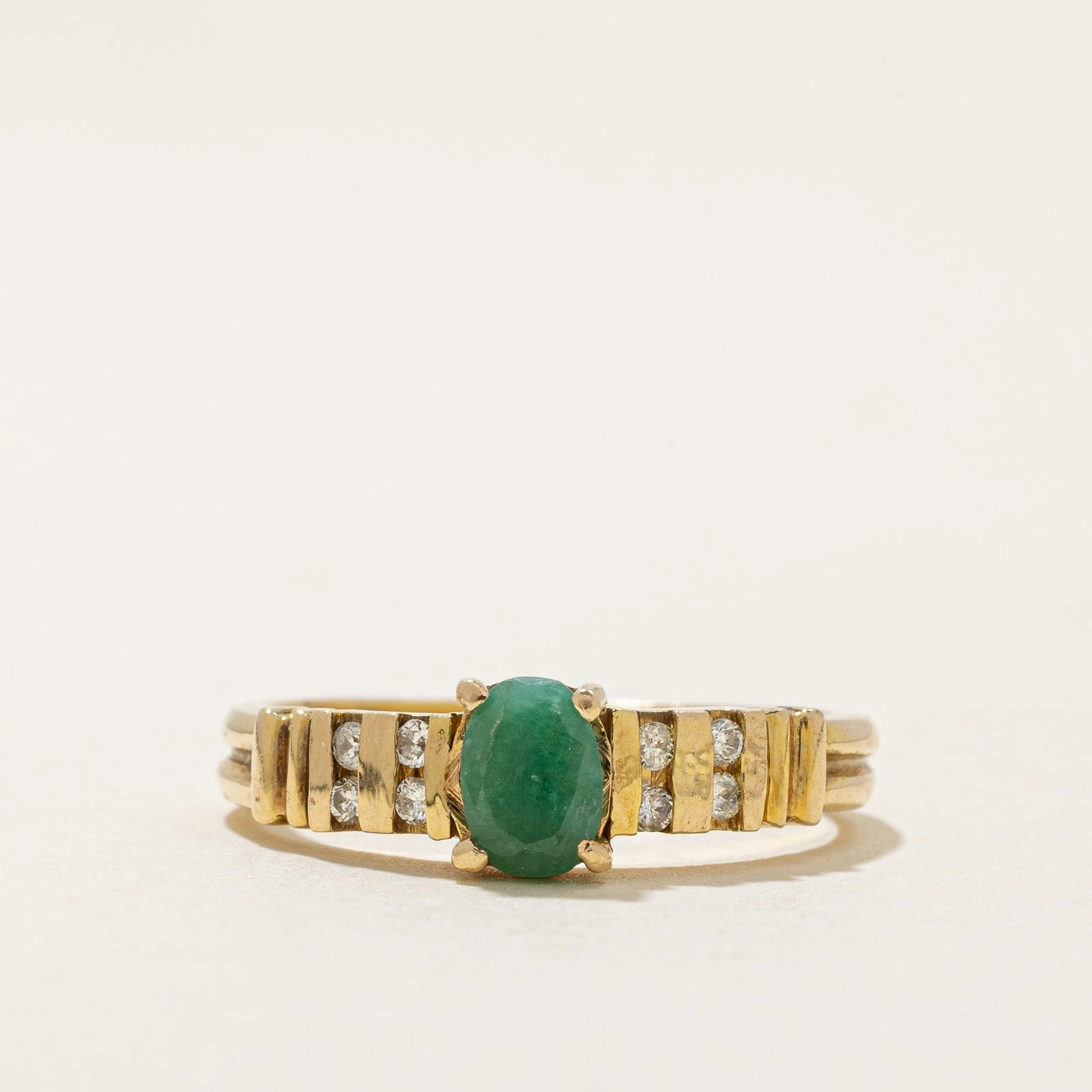 Fashion Daily Crisp Detail Oval Cut Emerald & Diamond Ring | 0.32ct, 0.08ctw | SZ 6.25