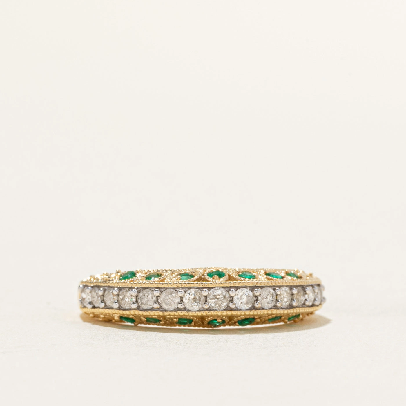 Pave Set Diamond & Emerald Ornate Band | 0.30ctw, 0.14ctw | SZ 6 Classic Elegance