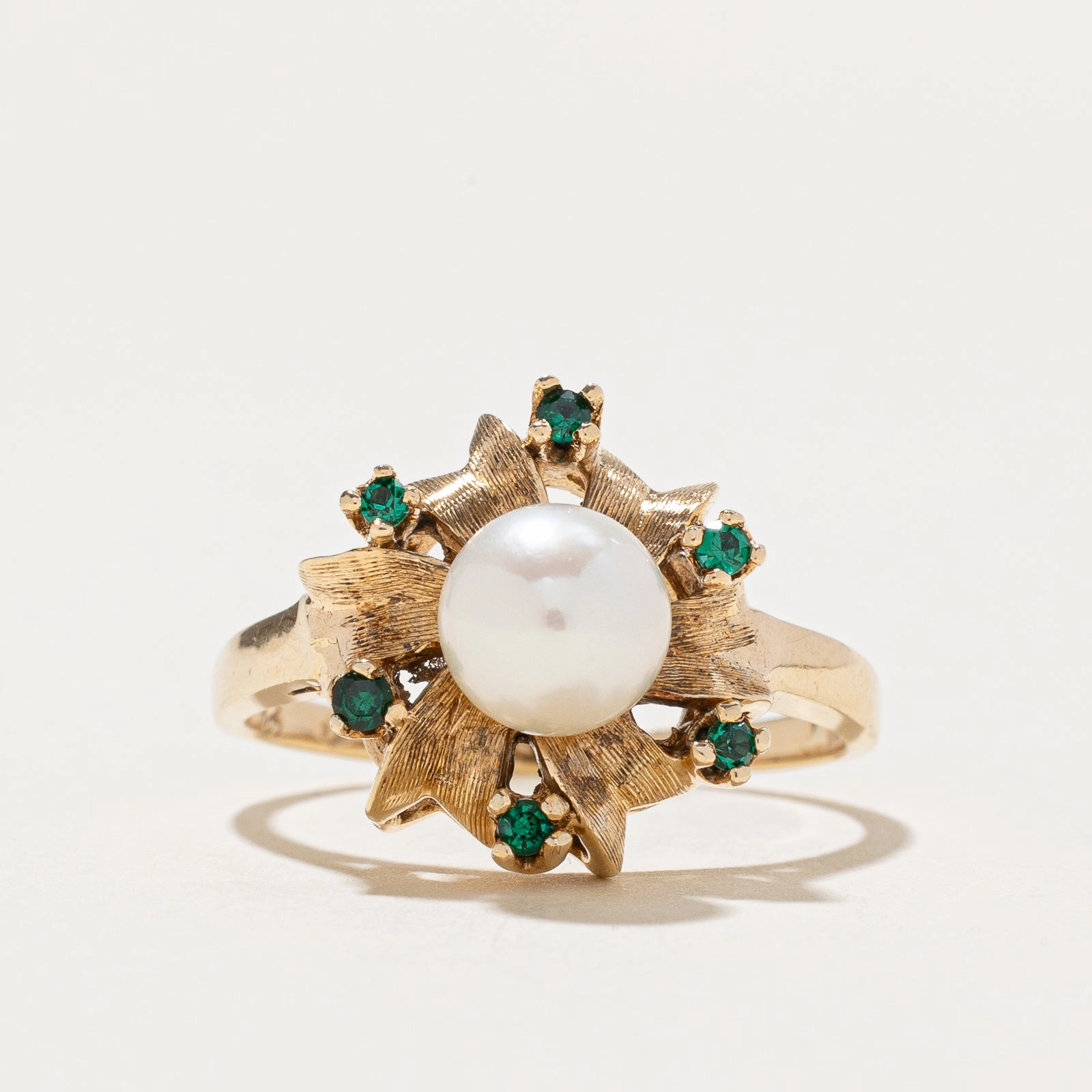 Pearl & Simulant Emerald Doublet Cocktail Ring | 0.12ctw | SZ 8.25 Vibrant Craft Fashionable Look