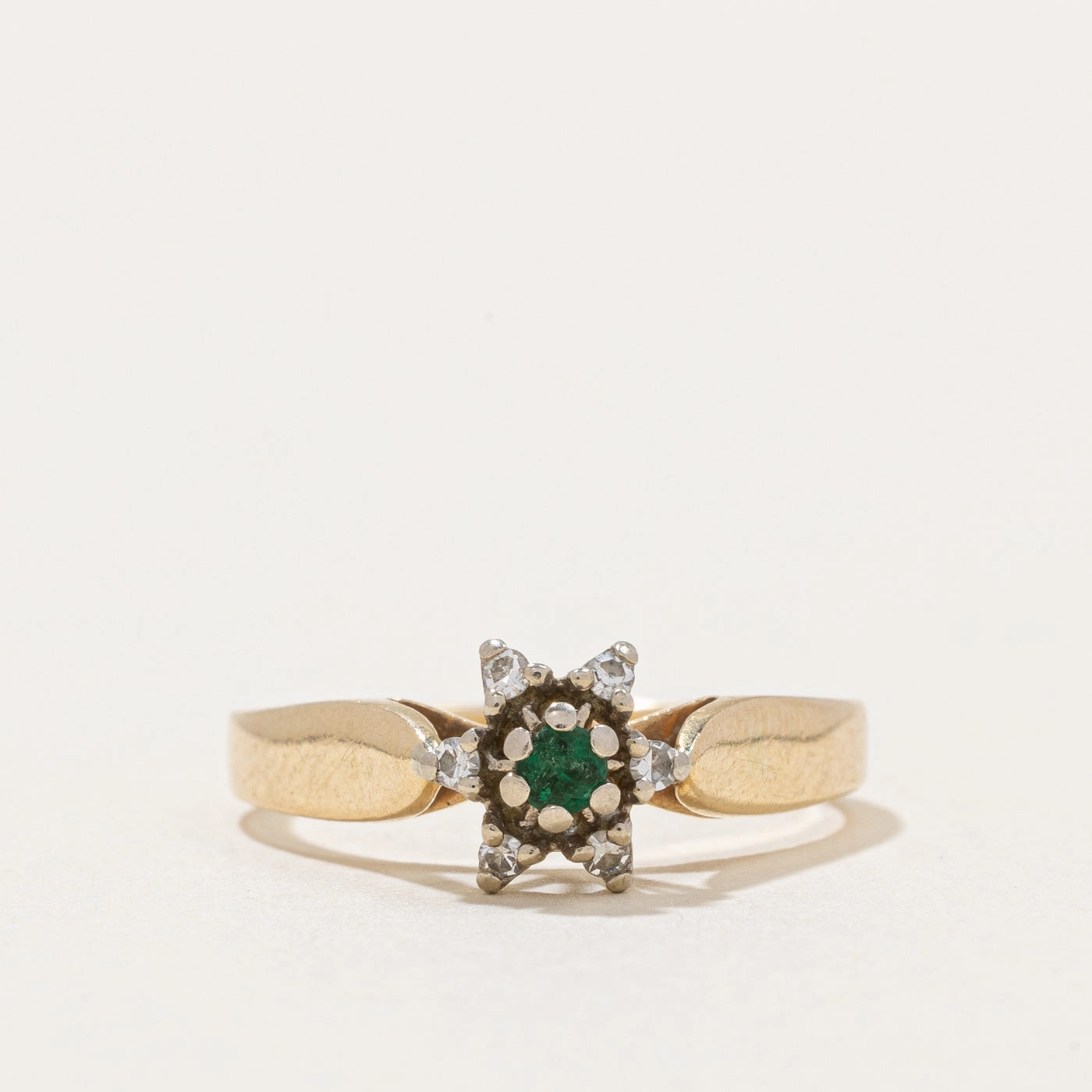 Casual Touch Event Outfit Diamond & Emerald Ring | 0.05ctw, 0.015ct | SZ 5.25 |