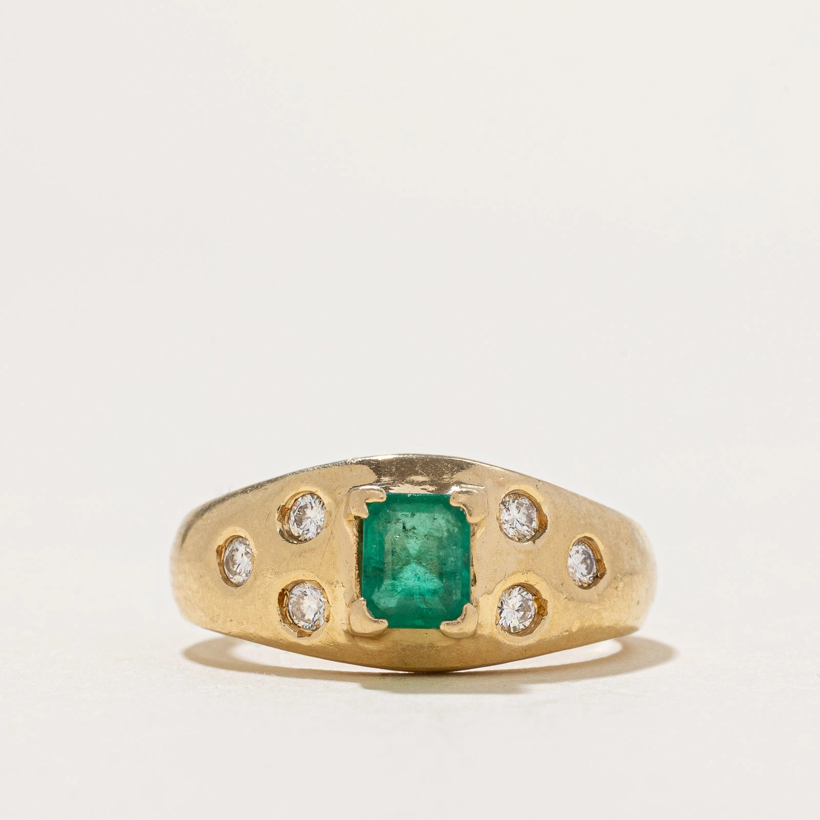 Emerald & Diamond Ring | 0.50ct, 0.15ctw | SZ 6 Charming Design Modern pieces