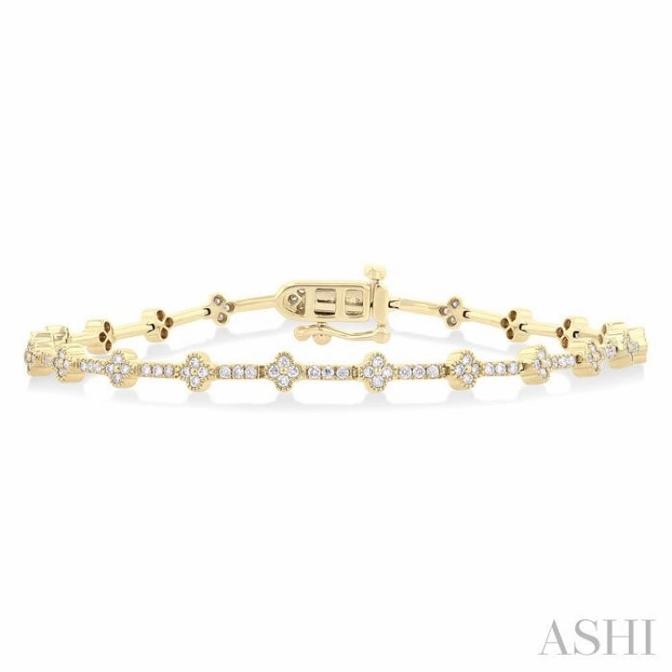 Pure Sophistication 1 Ctw Clover Motif Round Cut Diamond Bracelet in 14K Yellow Gold