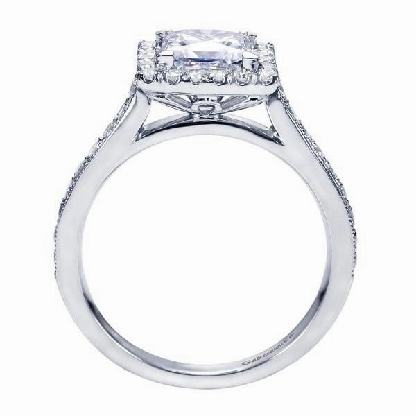 Vintage Style Eye Catching Princess Cut Bead Set Side Diamond Ring .48Cttw 14K Gold 65A