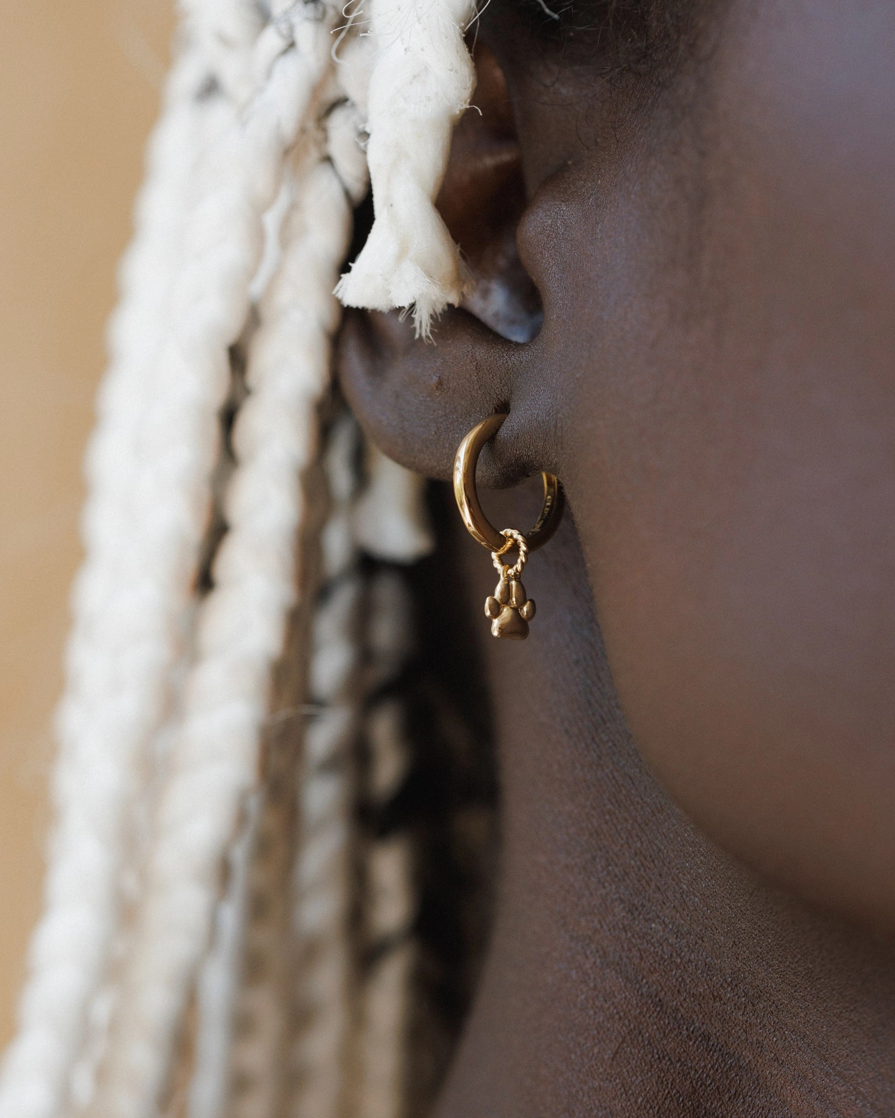 Puppy Paw Charm elegant curve Quick Shine