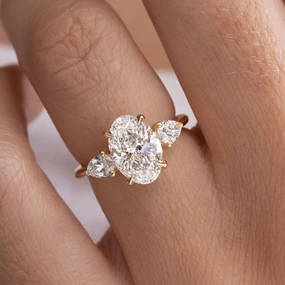 Exquisite Detailing Louily Outstanding Oval Cut Three Stone Engagement Ring