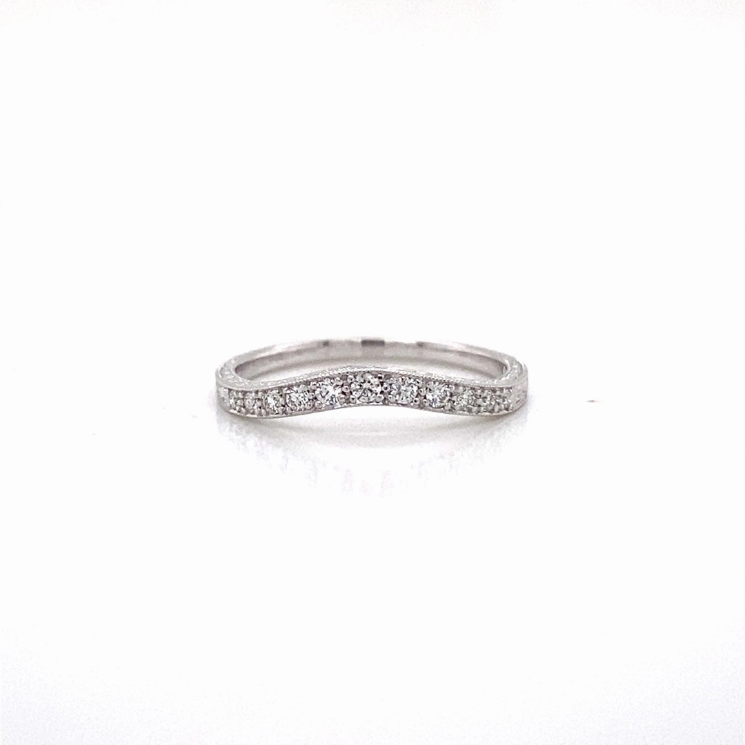 RIDGELAND (THINNEST CURVE DIAMOND BAND) Durable Statement