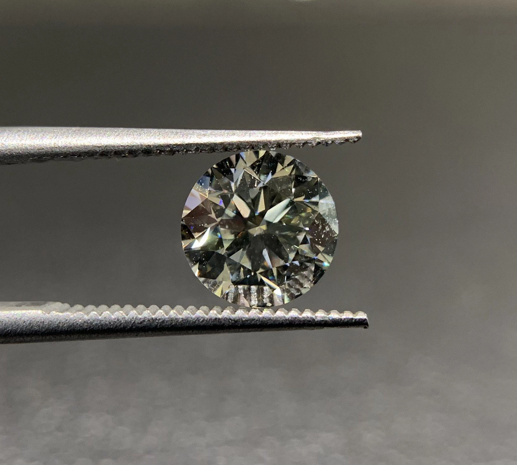 Round Brilliant Loose Diamond .90ct H/VS2 | Mullen Jewelers Opulent Design