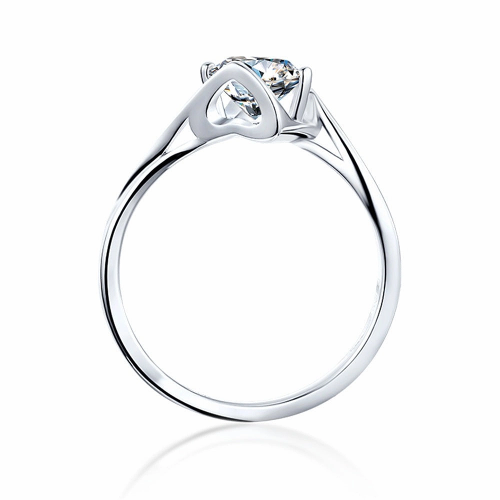 Round Brilliant Heart Ring | S925 | Moissanite Luxurious Accent