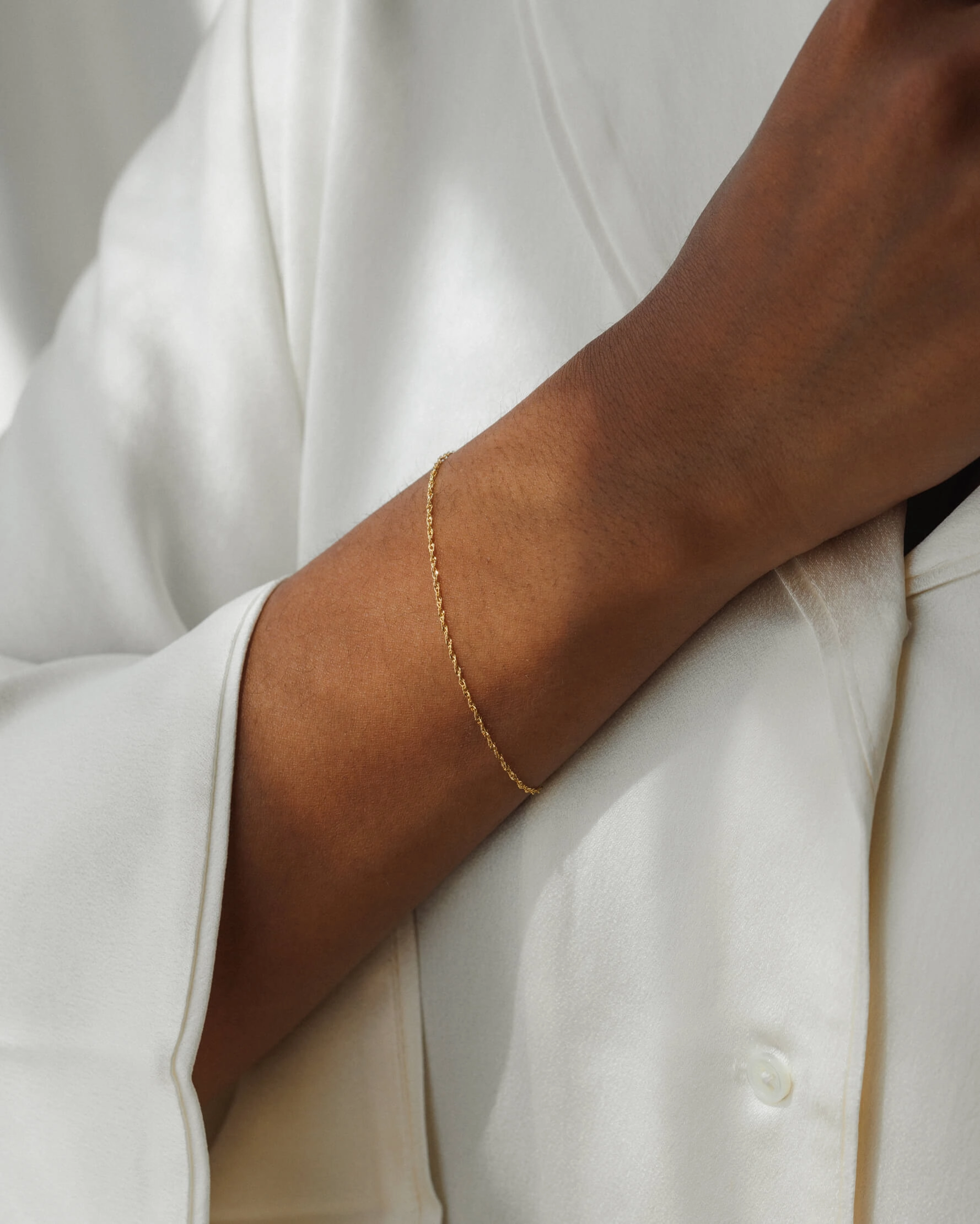 Shimmer Chain Bracelet Reliable Amalgamations