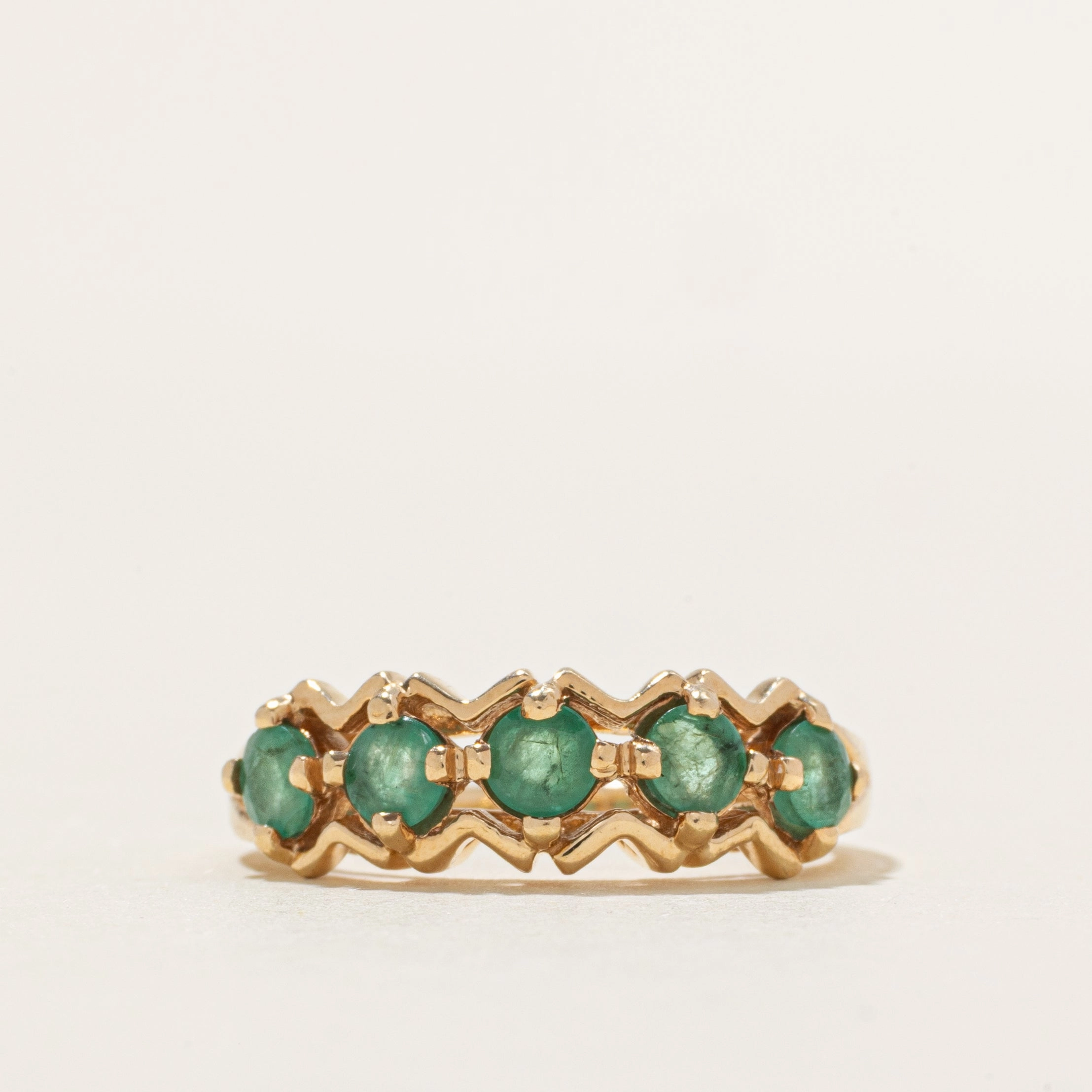 Five Stone Emerald Zig-Zag Ring | 0.77ctw | SZ 6.75 Soft Lighting