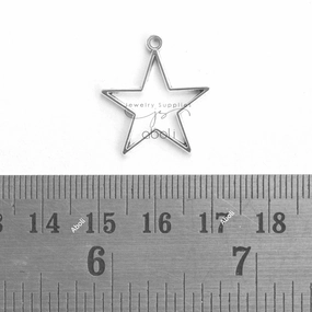 Silver star bezel charm star pendant charm CHMS154 1 charm Soft Form